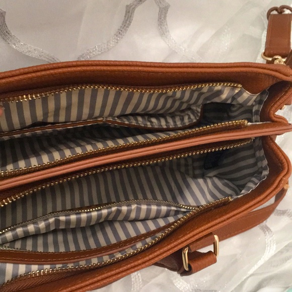 Brown Miztique purse - Picture 3 of 8